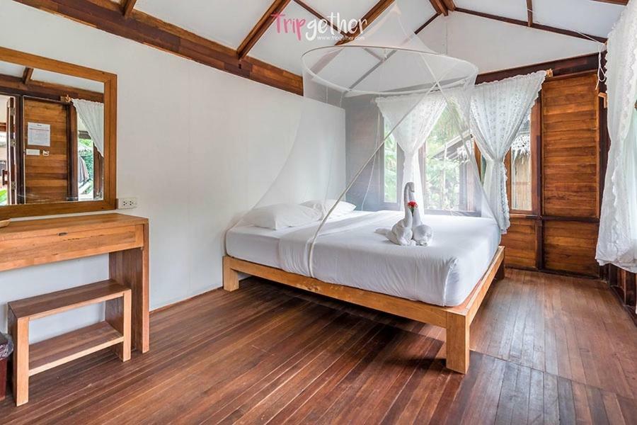 Jungle Koh Kood Resort Ban Khlong Chao Exterior photo